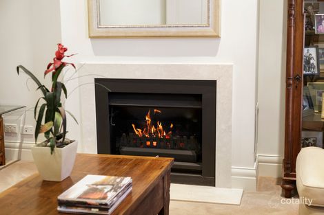 Property photo of 16 Ross Street Toorak VIC 3142