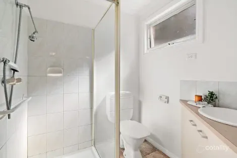 Property photo of 2/4 Vine Street Blackburn VIC 3130