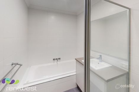 Property photo of 6 Towarri Way Wandi WA 6167