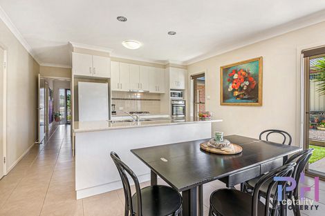 Property photo of 22 Belladonna Rise Kangaroo Flat VIC 3555