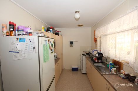 Property photo of 6 Patrick Court Avenell Heights QLD 4670