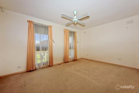Property photo of 6 Douglas Avenue St Albans VIC 3021