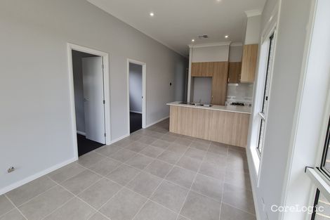 Property photo of 32 Ardennes Avenue Edmondson Park NSW 2174