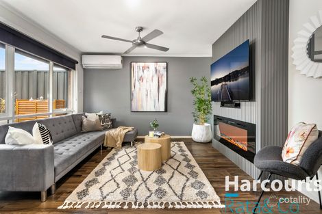 Property photo of 66 Manning Clark Road Mill Park VIC 3082