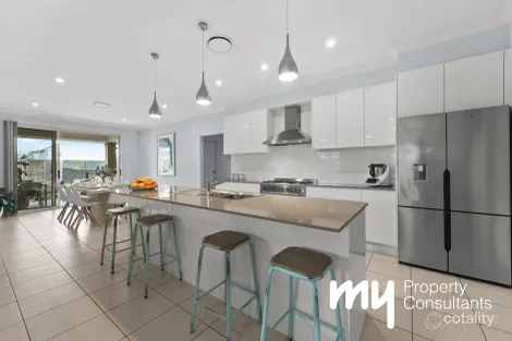 Property photo of 13 Dengate Close Elderslie NSW 2570