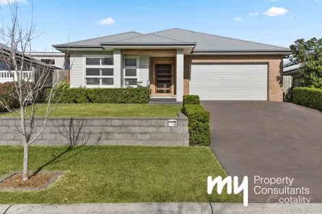 Property photo of 13 Dengate Close Elderslie NSW 2570