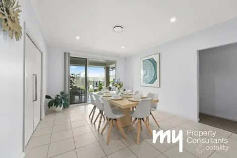 Property photo of 13 Dengate Close Elderslie NSW 2570