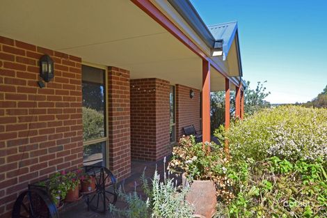 Property photo of 16 Kooyong Avenue Warrenup WA 6330