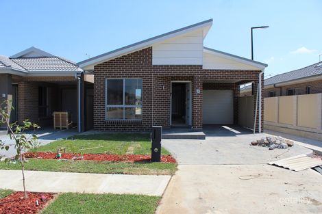Property photo of 16 Gobi Glade Plumpton NSW 2761