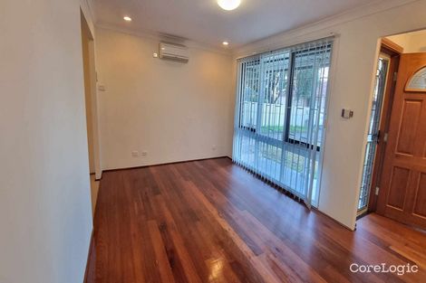 Property photo of 8 Hampshire Place Wakeley NSW 2176