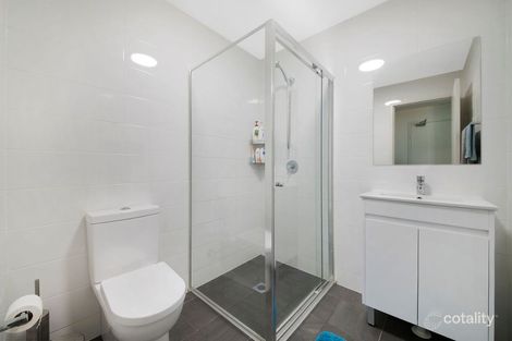 Property photo of 32/6-8 George Street Warwick Farm NSW 2170