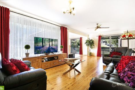 Property photo of 93 Koloona Avenue Mount Keira NSW 2500