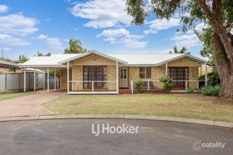 Property photo of 2 Macqueen Crescent South Bunbury WA 6230