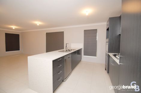 Property photo of 10 Barn Owl Avenue Wadalba NSW 2259