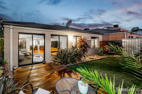 Property photo of 14 Tattle Grove Cranbourne East VIC 3977