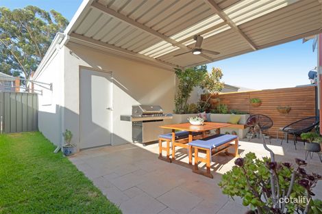 Property photo of 32/1 Pitta Corner Success WA 6164