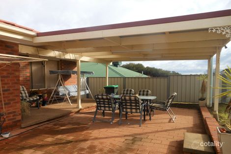 Property photo of 2/32 Pineview Circuit Young NSW 2594
