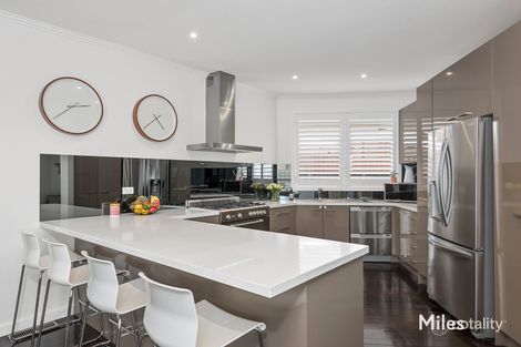 Property photo of 22 Ruthven Street Macleod VIC 3085