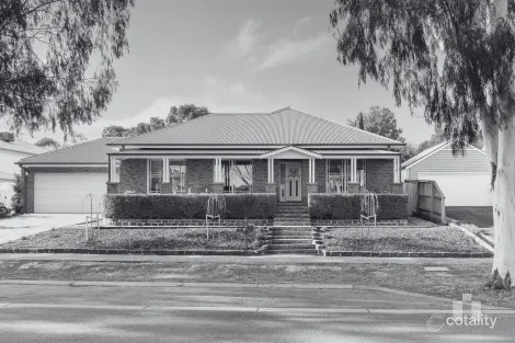 Property photo of 8 Harlin Street Doreen VIC 3754