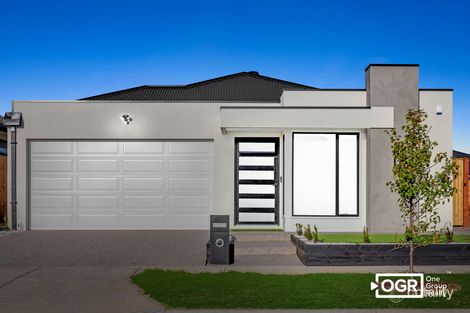 Property photo of 28 Flockhart Street Mickleham VIC 3064