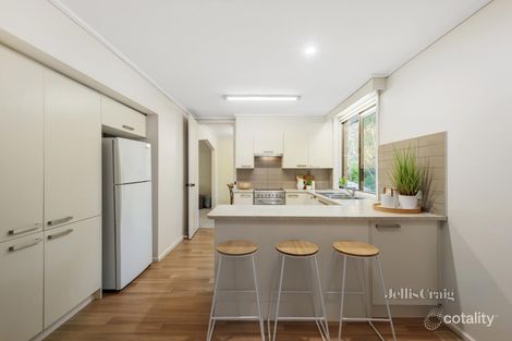 Property photo of 23 Summit Crescent Ringwood North VIC 3134
