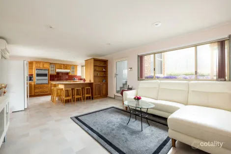 Property photo of 24 Riverview Terrace Warrnambool VIC 3280