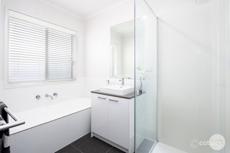 Property photo of 76 Grainger Parade Lucas VIC 3350