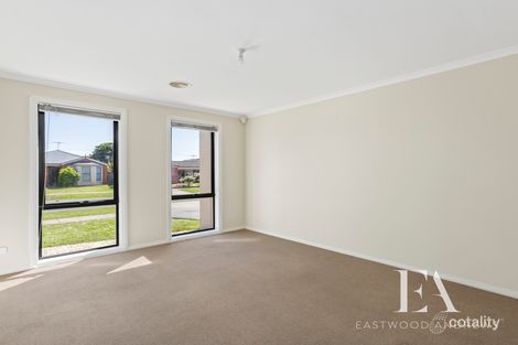 Property photo of 31 Bayfield Court Newcomb VIC 3219