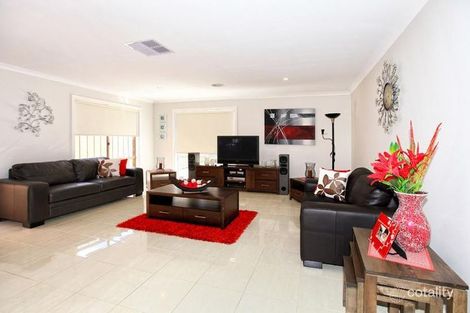 Property photo of 16 Kernan Court Craigieburn VIC 3064