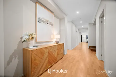 Property photo of 9 Milliners Avenue Keysborough VIC 3173