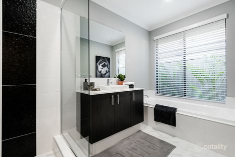 Property photo of 7 Whiteoak Way Piara Waters WA 6112