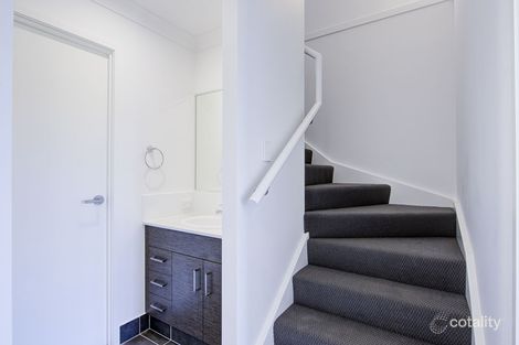 Property photo of 20 Summerstone Place Maudsland QLD 4210