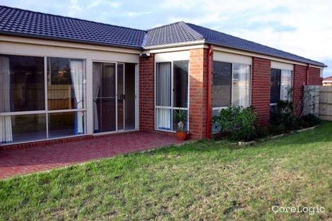 Property photo of 17 Genista Road Cranbourne West VIC 3977