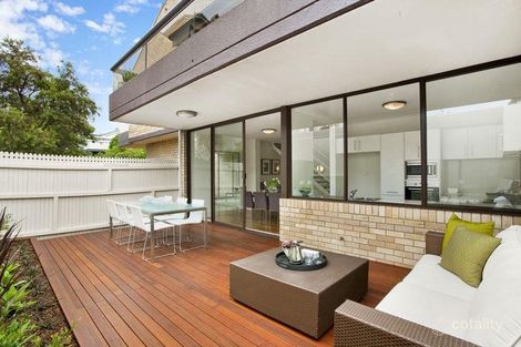 Property photo of 4F/4 Whaling Road North Sydney NSW 2060