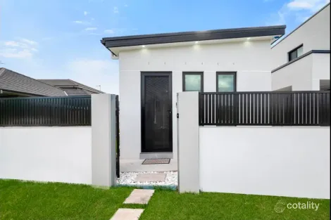 84 Gledswood Hills Dr, Gledswood Hills, NSW 2557