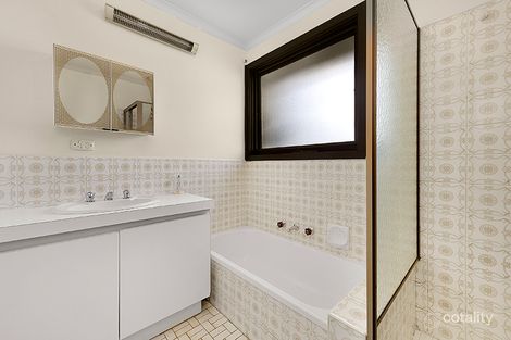 Property photo of 1/15 Wetherby Road Doncaster VIC 3108