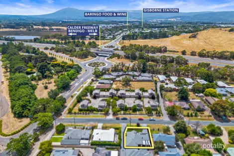 Property photo of 1/3 Morrow Road Gisborne VIC 3437