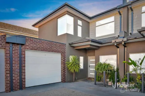 Property photo of 4/2A Truman Street South Kingsville VIC 3015