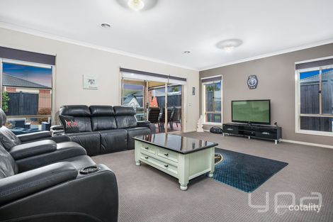 Property photo of 10 Dragonfly Court Tarneit VIC 3029