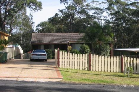 70 Jeannie Cres, Berkeley Vale, NSW 2261