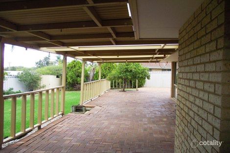 Property photo of 25 Bridgedale Close Beldon WA 6027