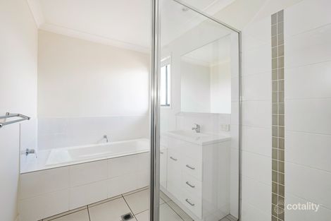 Property photo of 27 Bellbird Circuit New Auckland QLD 4680