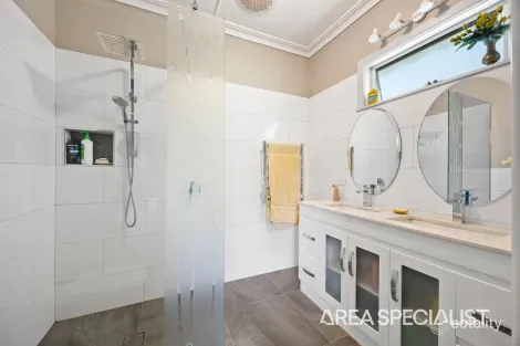 Property photo of 7 Queen Street Loch VIC 3945