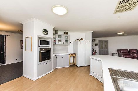 33 Alora Dr, Port Kennedy, WA 6172