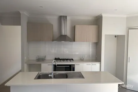 Property photo of 6 Daybreak Vista Craigieburn VIC 3064