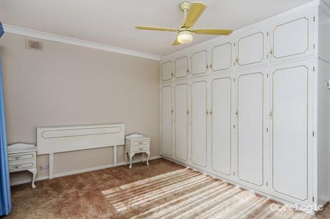 Property photo of 9 Bryant Way Hackham SA 5163