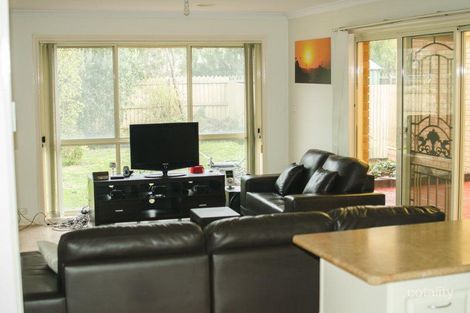 Property photo of 3 Angus Court Roxburgh Park VIC 3064