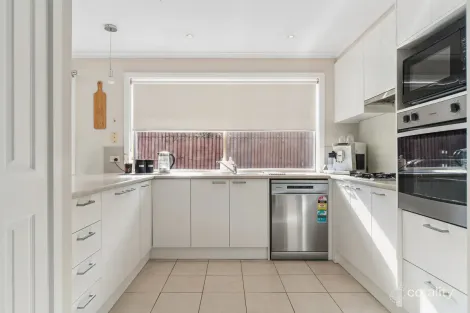 Property photo of 47 Edinburgh Drive Skye VIC 3977
