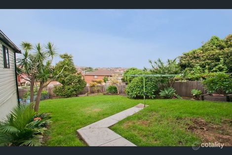 59 Weringa Ave, Lake Heights, NSW 2502