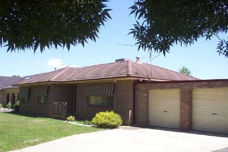 Property photo of 14 Cutler Avenue Cootamundra NSW 2590